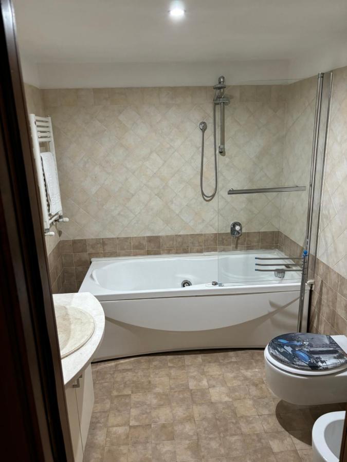 Boutique Rooms Trastevere روما المظهر الخارجي الصورة
