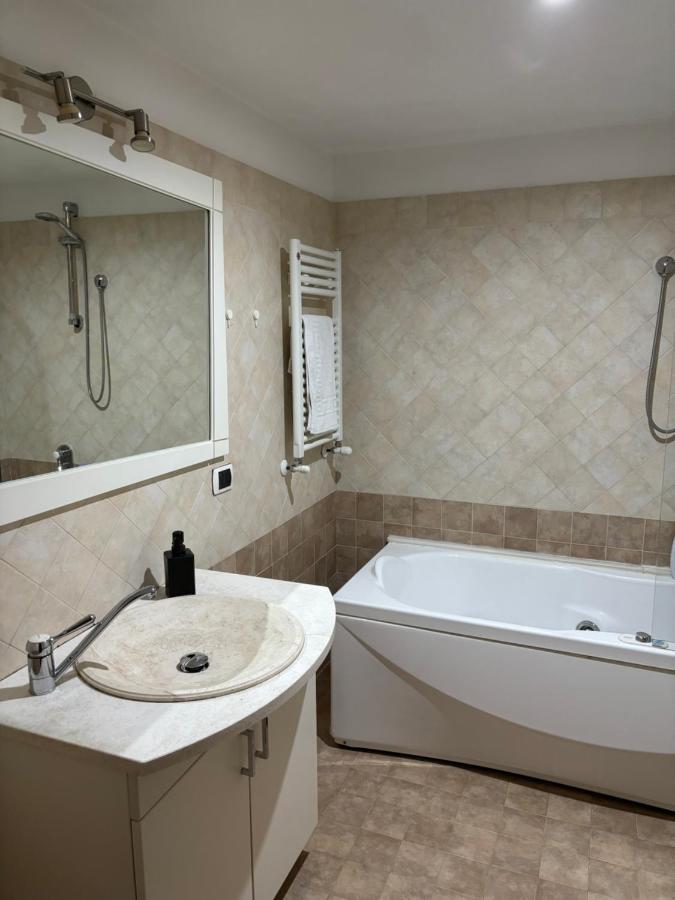 Boutique Rooms Trastevere روما المظهر الخارجي الصورة
